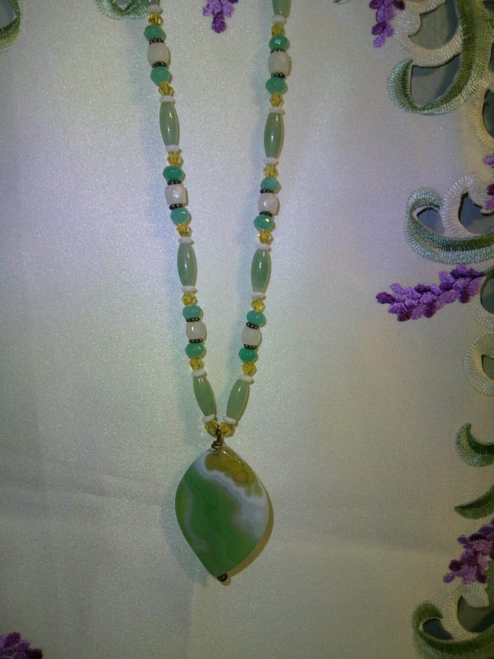 Green Agate Beaded Necklace w Silver Finding Adjustable Links to 19"
